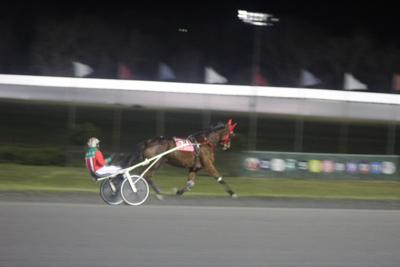 Roberts gets win #4,000