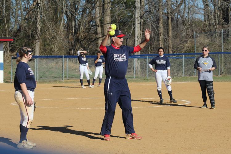 Northern softball has ample sibling sets