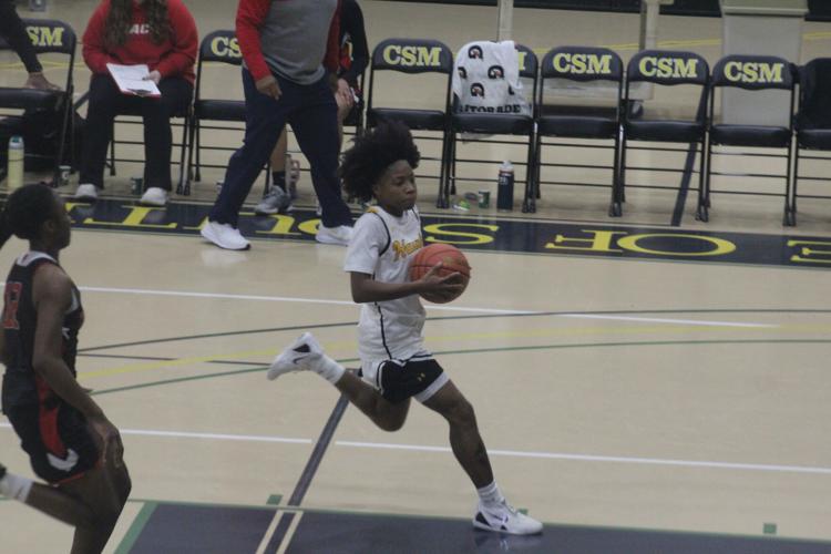 CSM Women's basketball falls