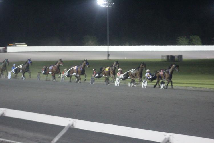 Rosecroft caps winter-spring meet